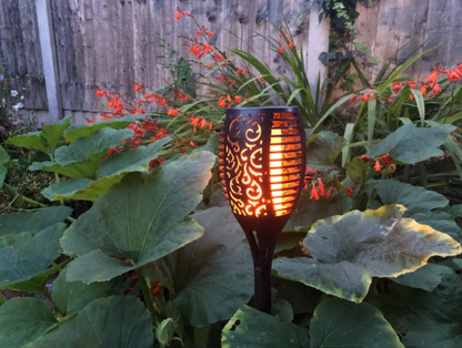 Festoon Garden™ Flickering Flame LED Solar Light